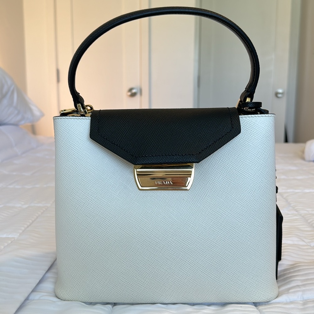NWT Prada Cartella Saffiano Blanco + Nero top handle & strap handbag NEVER USED